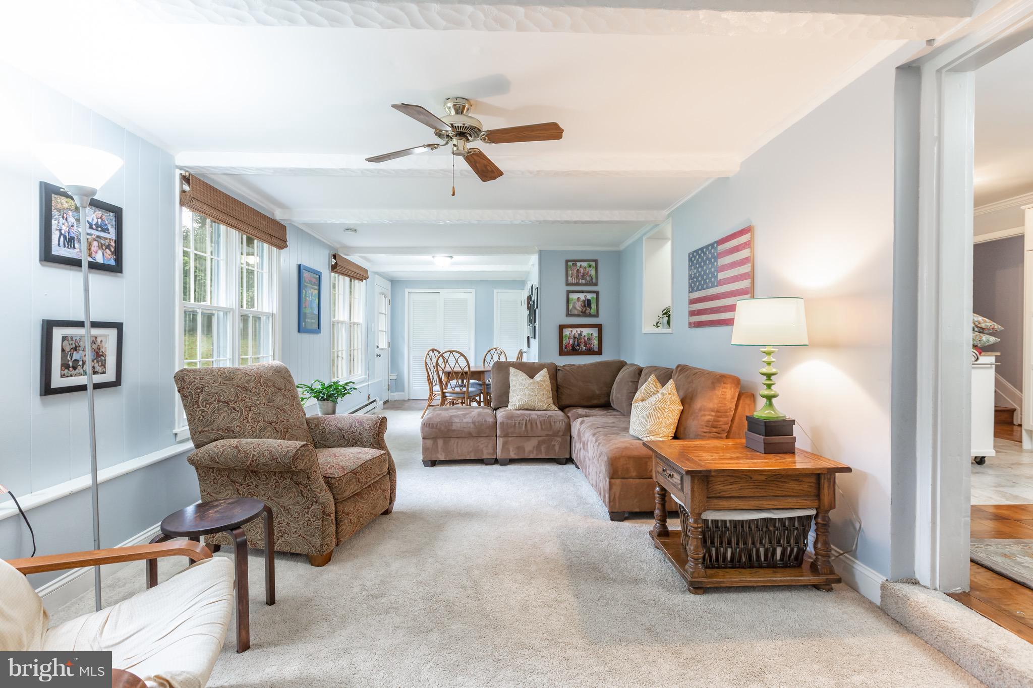 7403 Jervis Street Springfield, VA 22151 - Photo 10 of 27 Large Family Room
