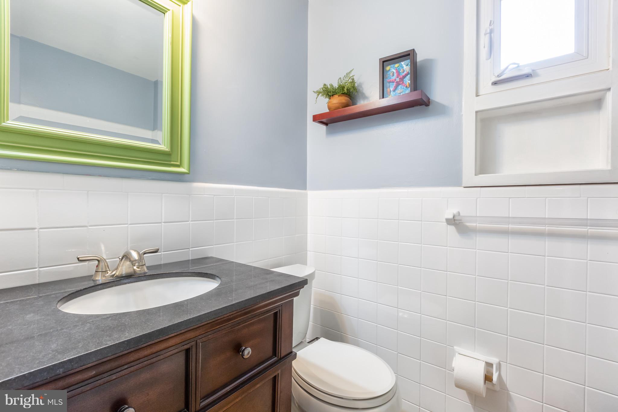 7403 Jervis Street Springfield, VA 22151 - Photo 20 of 27 Bathroom