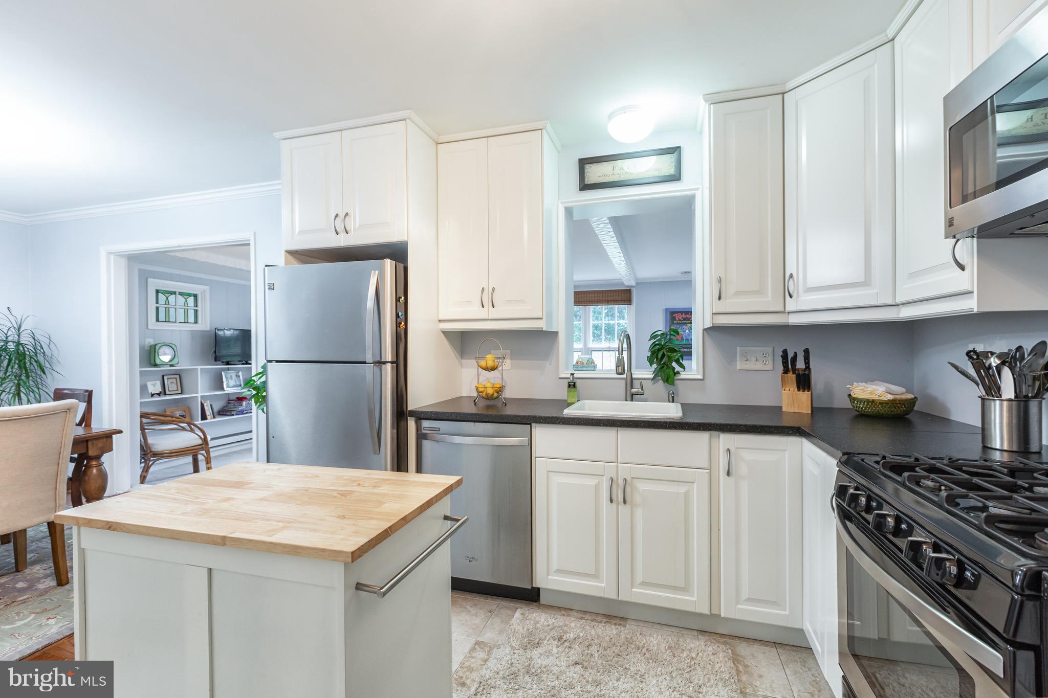7403 Jervis Street Springfield, VA 22151 - Photo 5 of 27 Open Kitchen