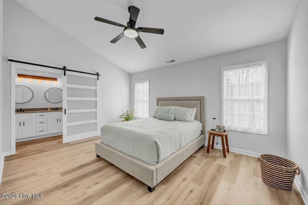 5200 Woods Edge Road Wilmington, NC 28409 - Photo 15 of 39 Primary Bedroom