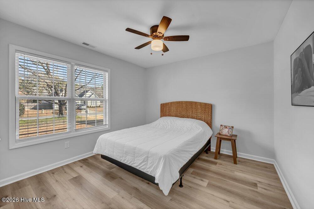 5200 Woods Edge Road Wilmington, NC 28409 - Photo 22 of 39 Bedroom 3
