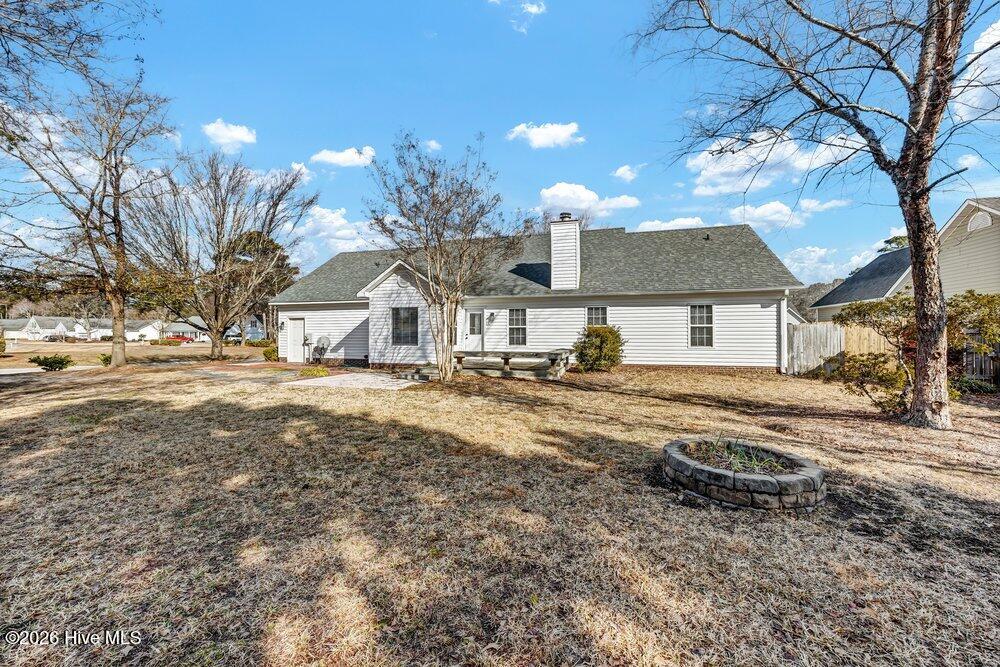 5200 Woods Edge Road Wilmington, NC 28409 - Photo 28 of 39 Back Yard