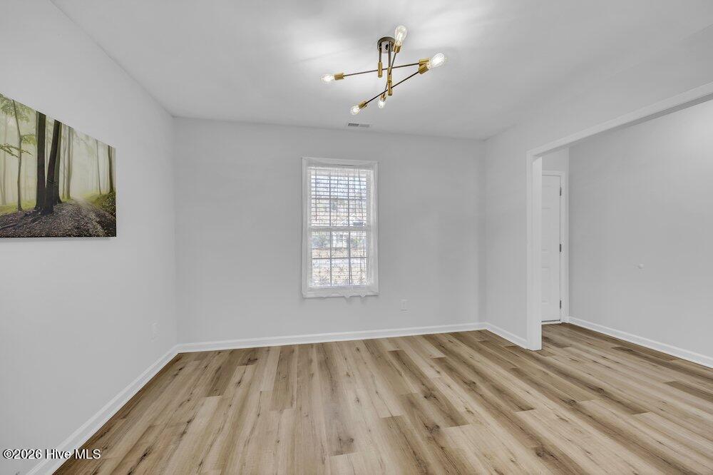 5200 Woods Edge Road Wilmington, NC 28409 - Photo 4 of 39 Dining Room