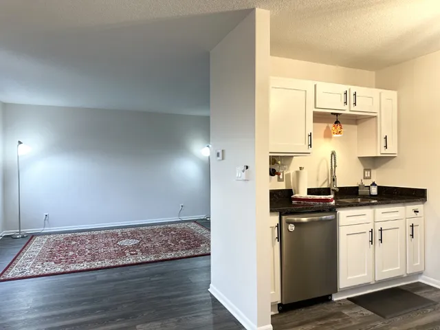 $1,450 | 1514 Northfield Meadows Boulevard, Unit 2, Bourbonnais, IL 60914