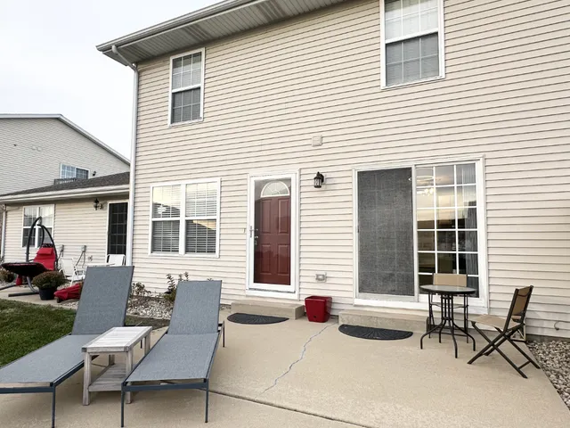$1,450 | 1514 Northfield Meadows Boulevard, Unit 2, Bourbonnais, IL 60914