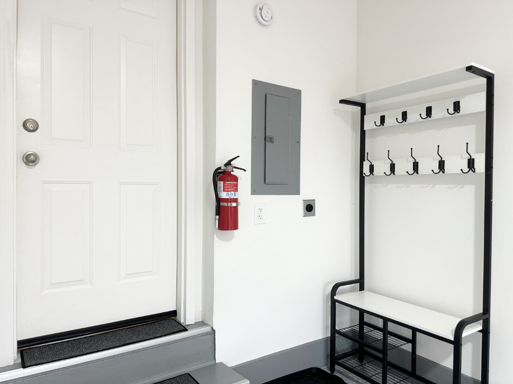 1514 Northfield Meadows Boulevard, Unit 2 Bourbonnais, IL 60914 - Photo 25 of 30 a picture of a room with table and chair