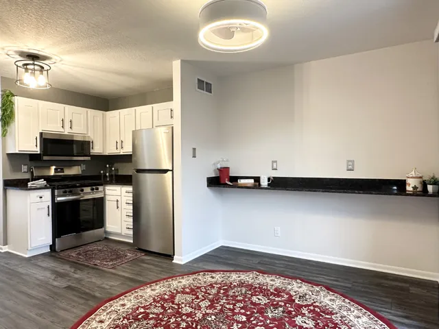 $1,450 | 1514 Northfield Meadows Boulevard, Unit 2, Bourbonnais, IL 60914