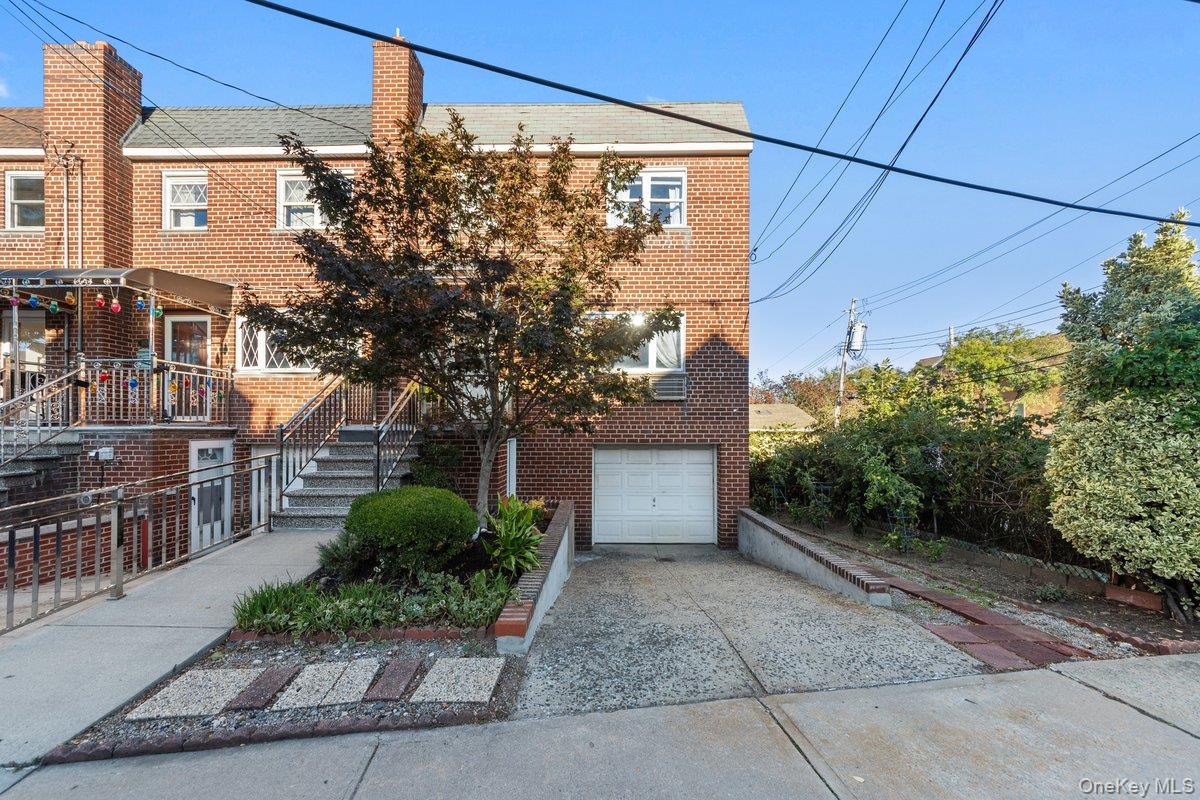 902 Dean Avenue Bronx, NY 10465 - Photo 1 of 40 a view of a back yard of the house