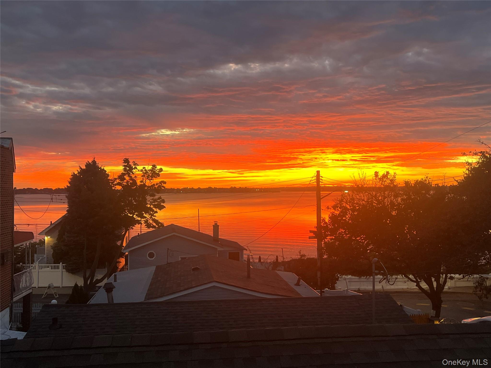 902 Dean Avenue Bronx, NY 10465 - Photo 33 of 40 a view of a ocean