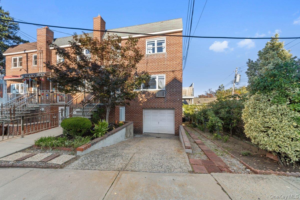 902 Dean Avenue Bronx, NY 10465 - Photo 40 of 40 a view of a outdoor space