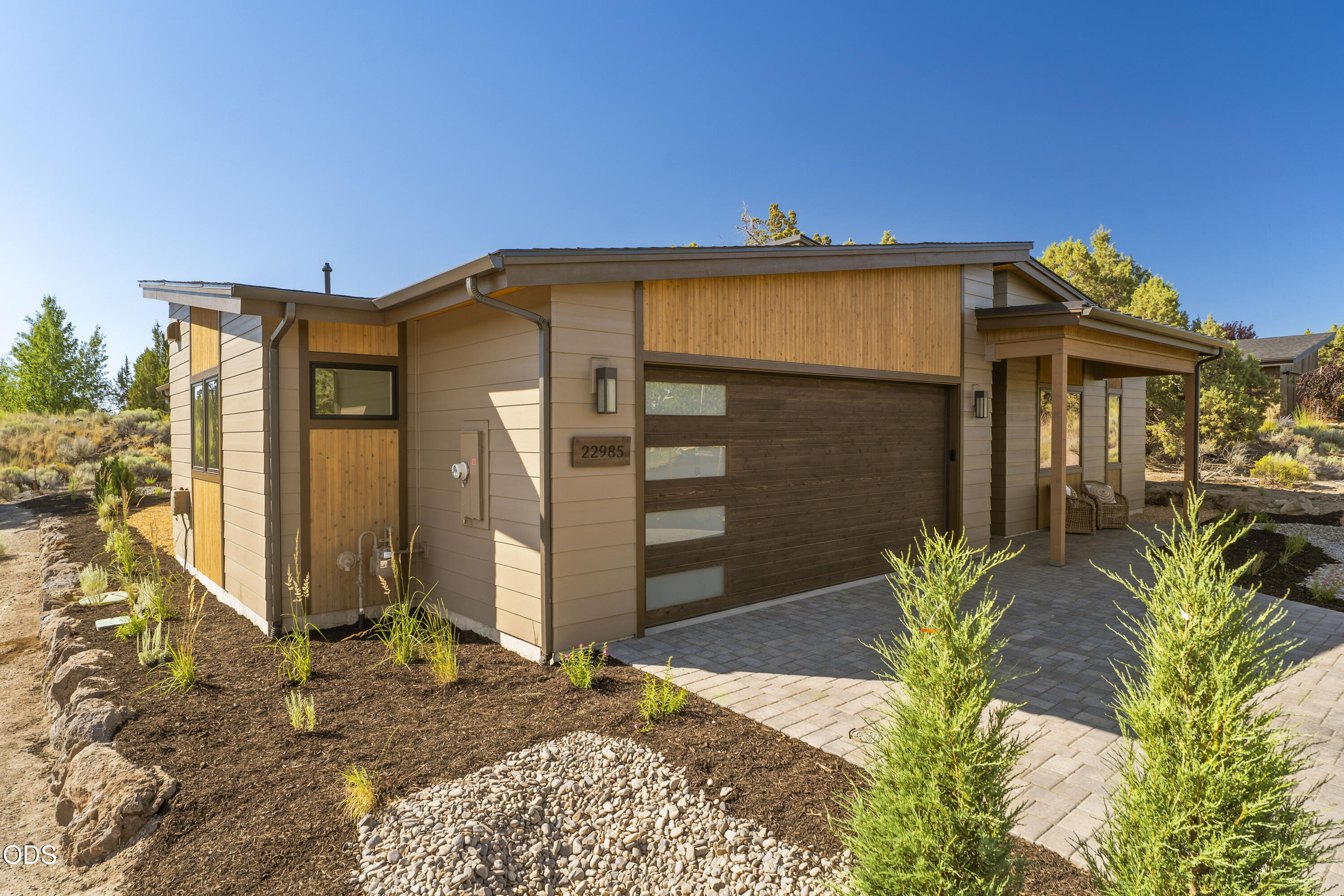 22985 Ghost Tree Lane Bend, OR 97701 - Photo 4 of 83