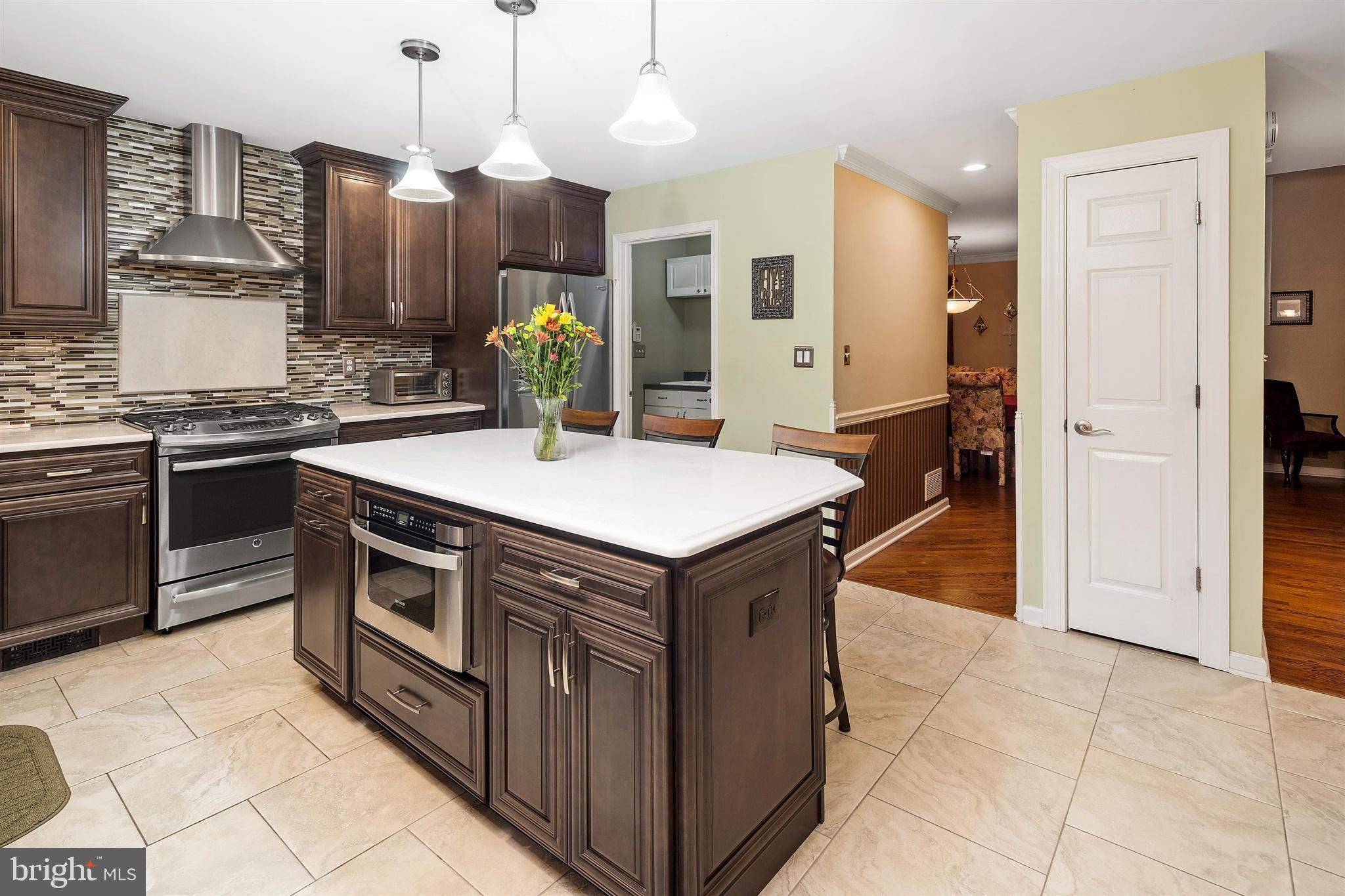 22 John Reading Road Flemington, NJ 08822 - Photo 13 of 38 Gallery Image 13