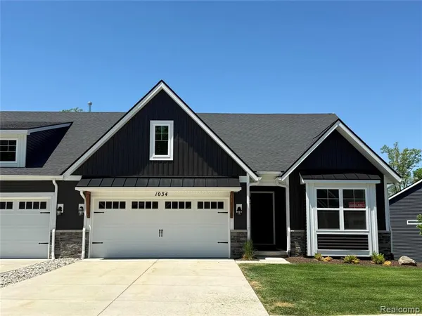 $475,900 | 1034 Camellia Circle, Unit 46, Howell, MI 48843