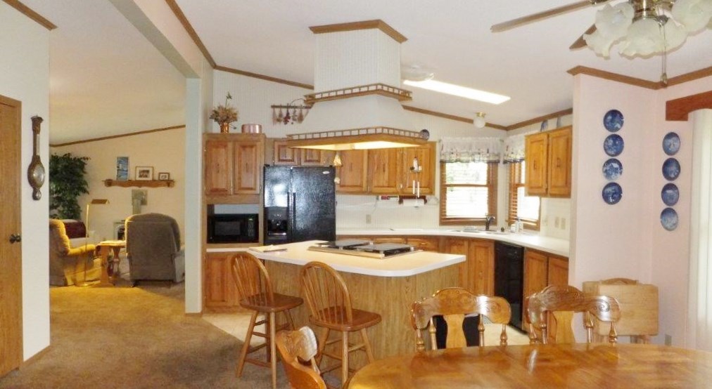 6571 Bixler Road Beulah, MI 49617 - Photo 22 of 46 1841524-21.JPG