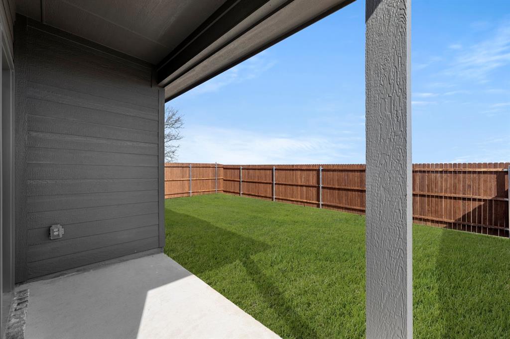 8216 Kingfisher Road Pilot Point, TX 76258 - Photo 25 of 27 25. 8216 Kingfisher - Patio