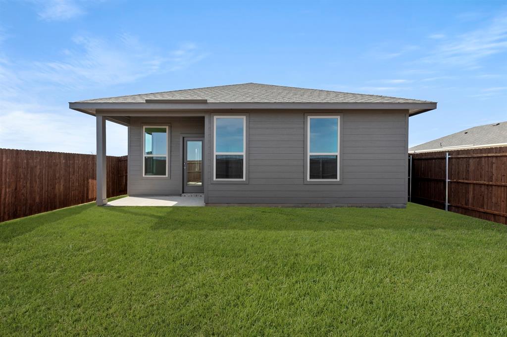 8216 Kingfisher Road Pilot Point, TX 76258 - Photo 26 of 27 26. 8216 Kingfisher - Back