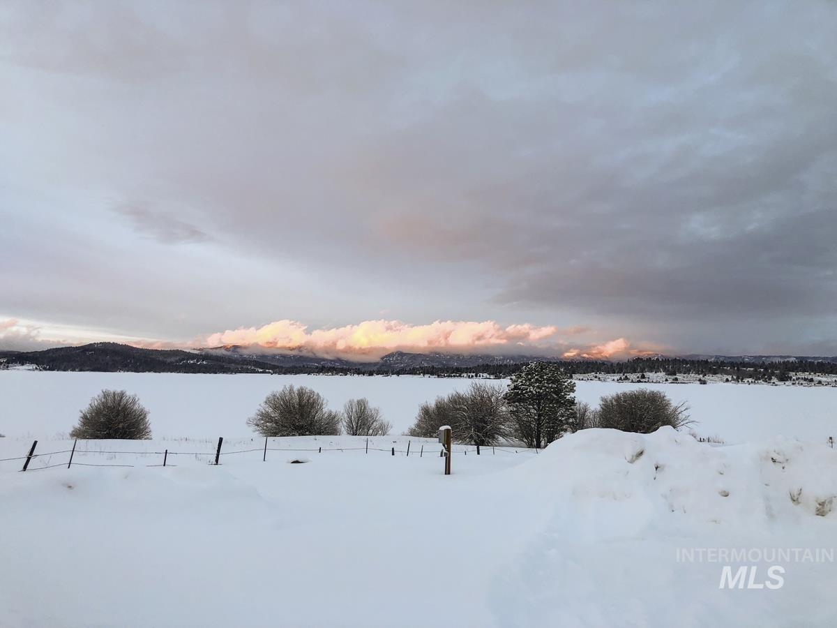 44 Pats Lane Cascade, ID 83611 - Photo 25 of 33 Winter on the Property