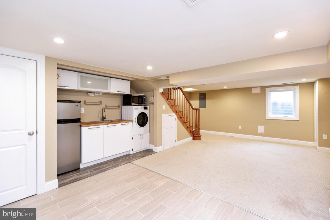 1348 Rittenhouse Street Northwest Washington, DC 20011 - Photo 22 of 27 Kitchenette