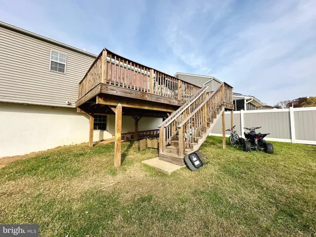 a view of a house with a park