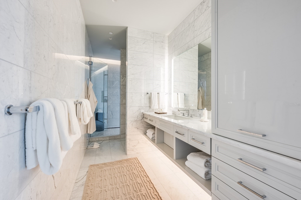1 Dalton Street, Unit 5401 Boston, MA 02115 - Photo 15 of 25