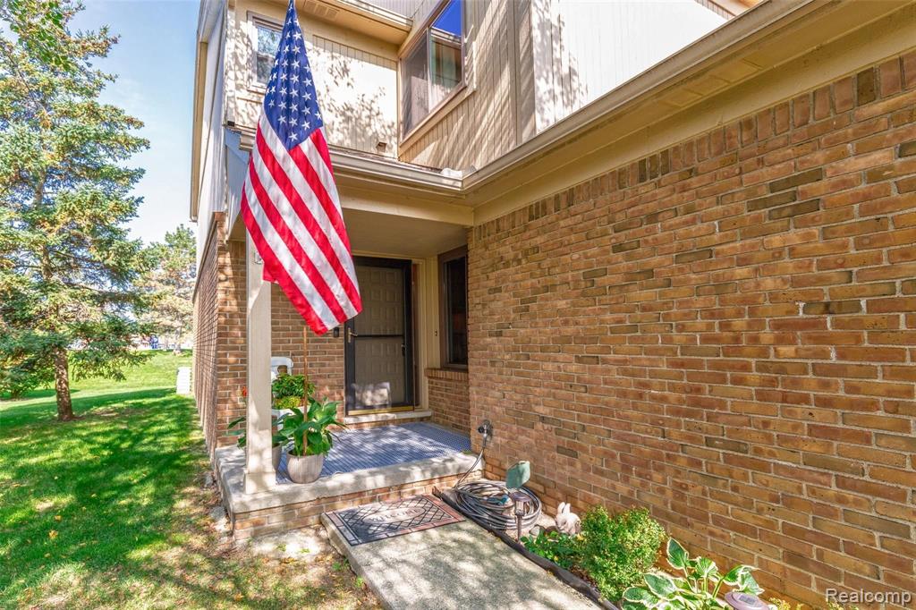 510 Tennyson, Unit 56 Rochester Hills, MI 48307 - Photo 22 of 30