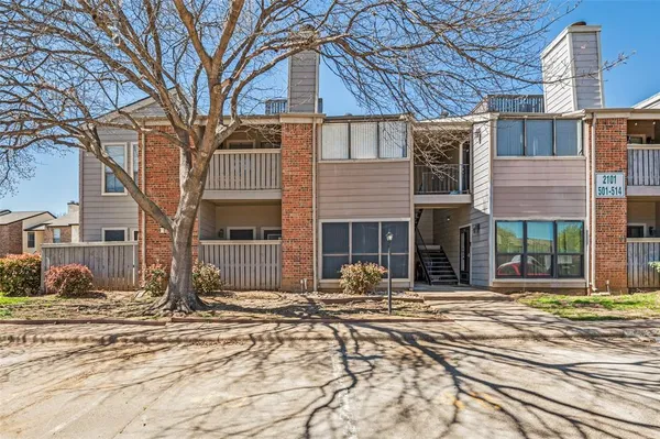 $159,000 | 2101 Count Fleet Drive, Unit 502, Arlington, TX 76011