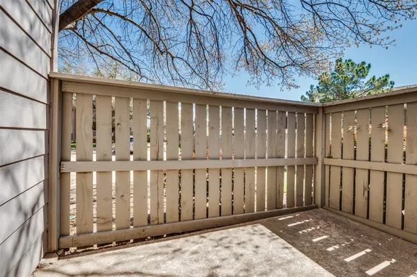 $159,000 | 2101 Count Fleet Drive, Unit 502, Arlington, TX 76011