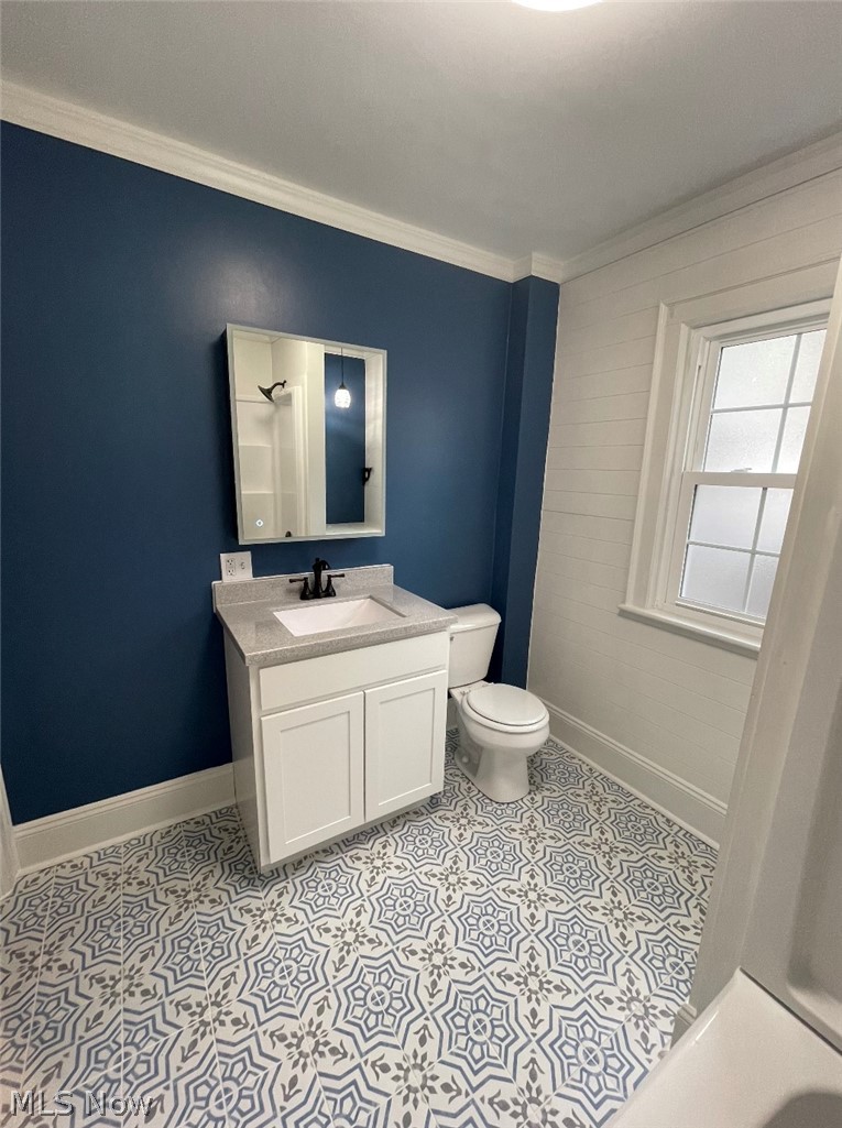 914 Cambridge Road Coshocton, OH 43812 - Photo 21 of 29 Bathroom