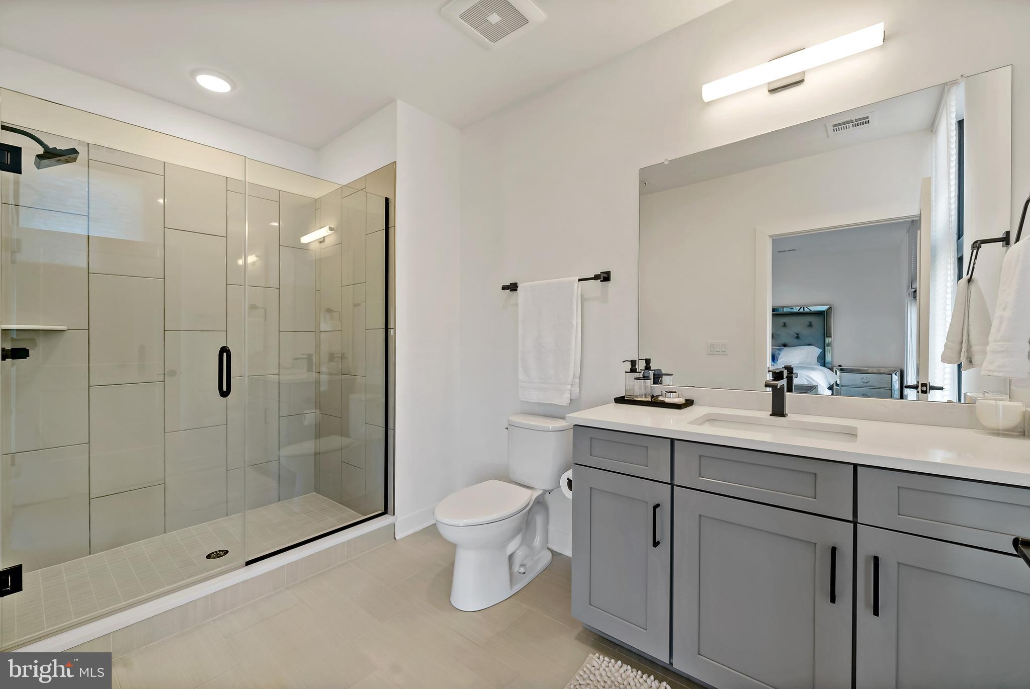 4539 Riverside Way Philadelphia, PA 19127 - Photo 10 of 24