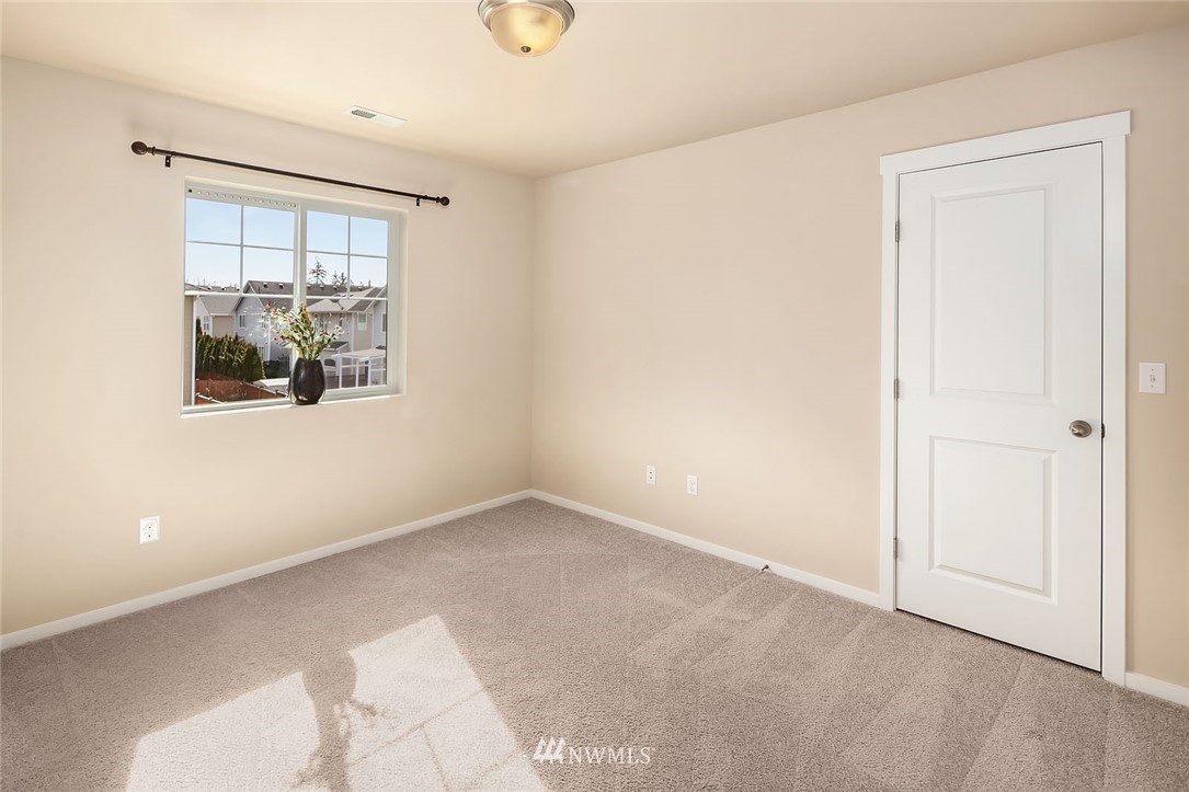 4433 147th Place Southeast Bothell, WA 98012 - Photo 15 of 20