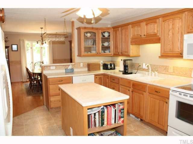 4205 Lumley Road Durham, NC 27703 - Photo 6 of 11 Kitchen