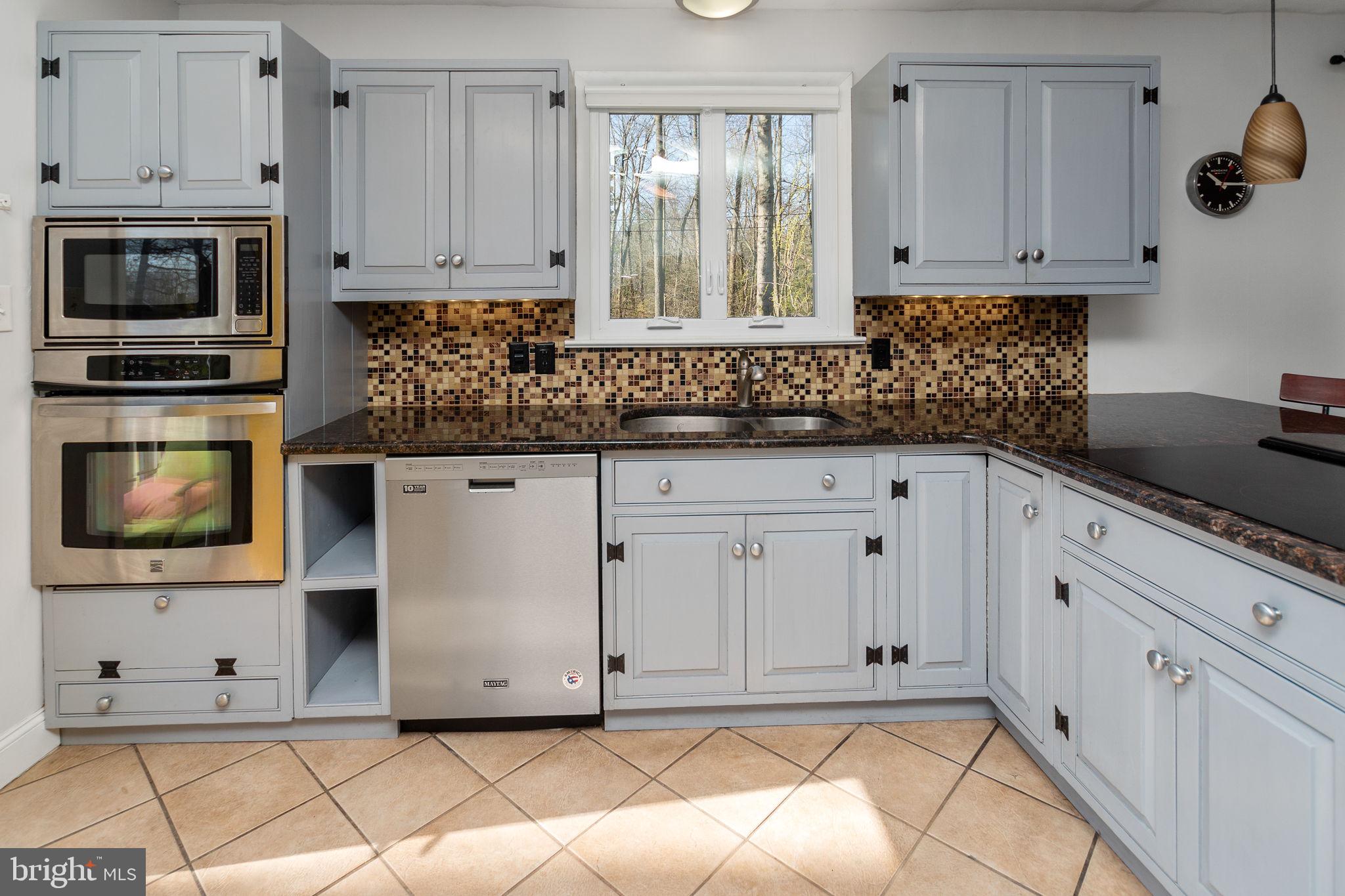 4870 Harrison Road Doylestown, PA 18902 - Photo 24 of 46 Natural Sunlight