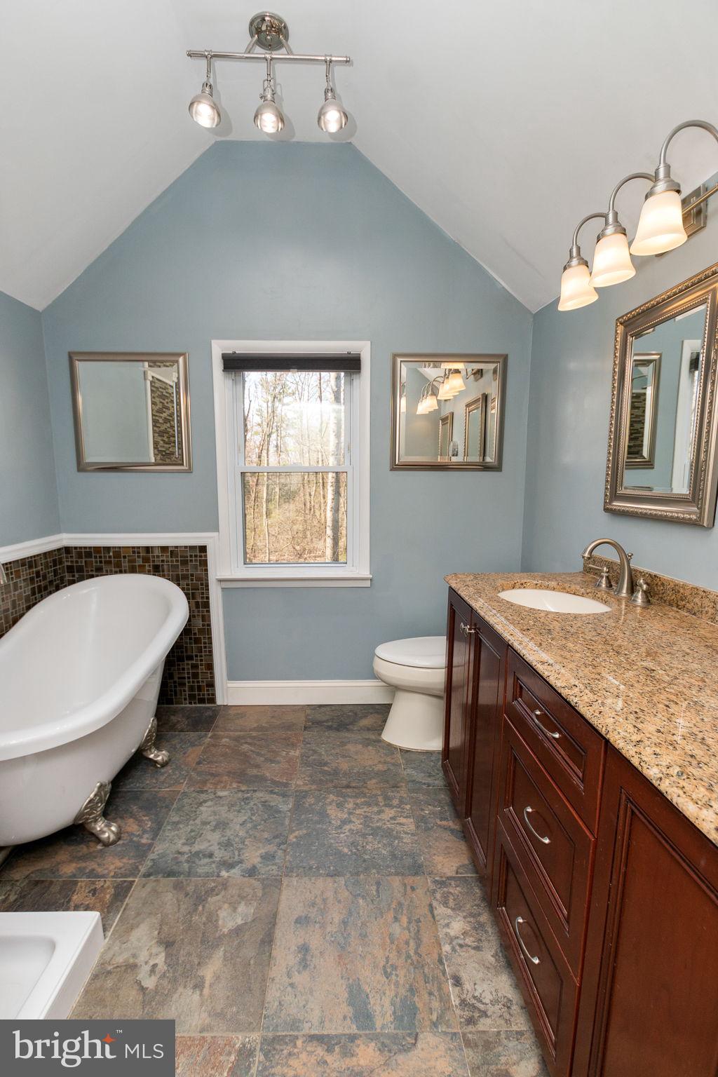 4870 Harrison Road Doylestown, PA 18902 - Photo 41 of 46 2nd Floor Full Bathroom