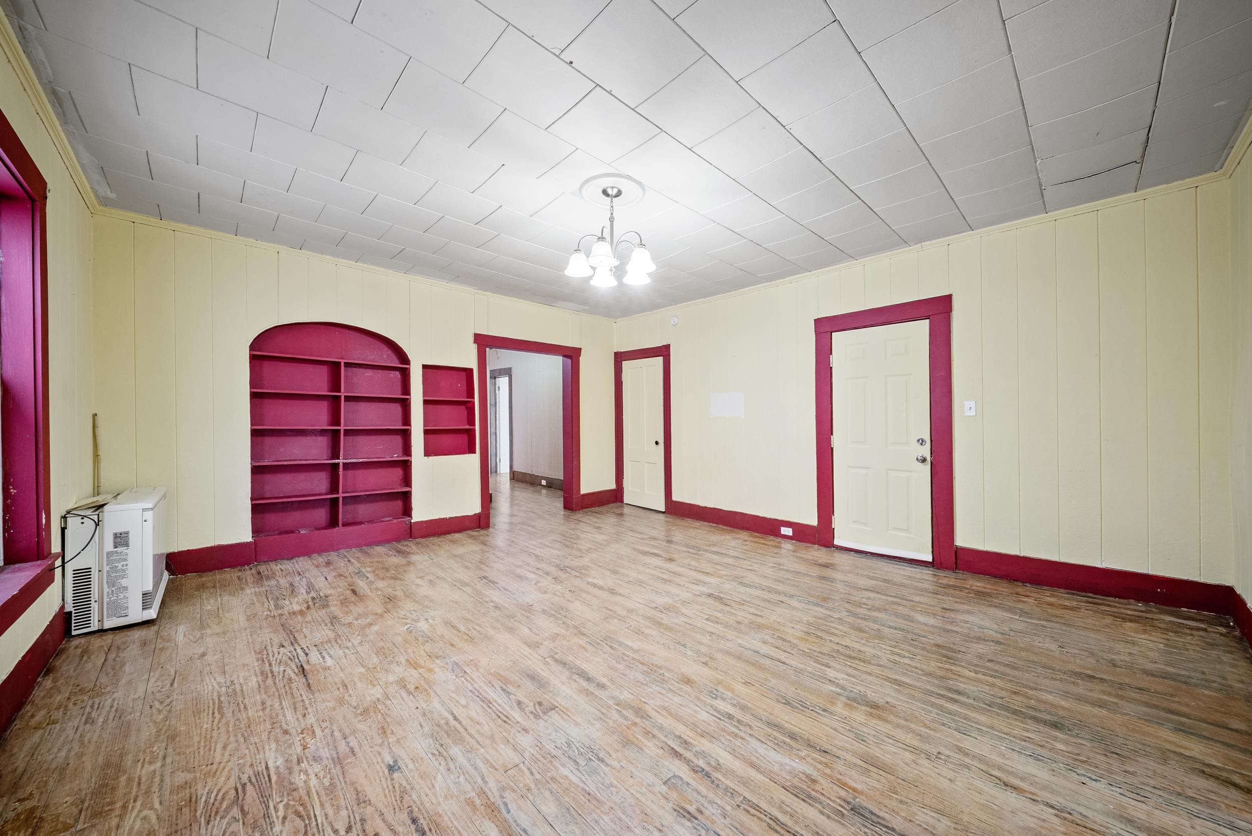 4 Depot Street Pittsfield, NH 03263 - Photo 13 of 34