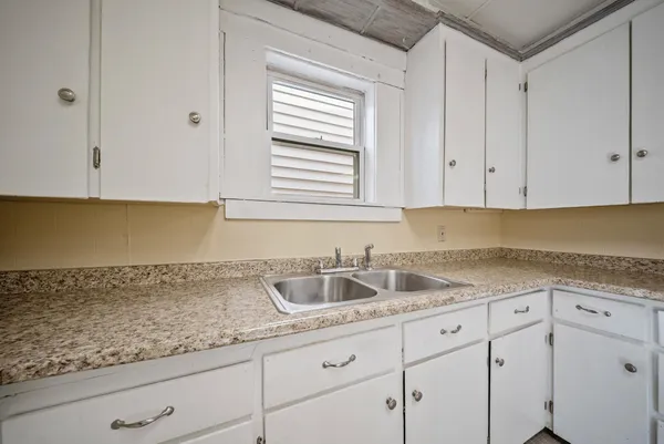 $750,000 | 4 Depot Street, Pittsfield, NH 03263