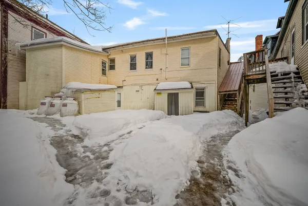 $750,000 | 4 Depot Street, Pittsfield, NH 03263