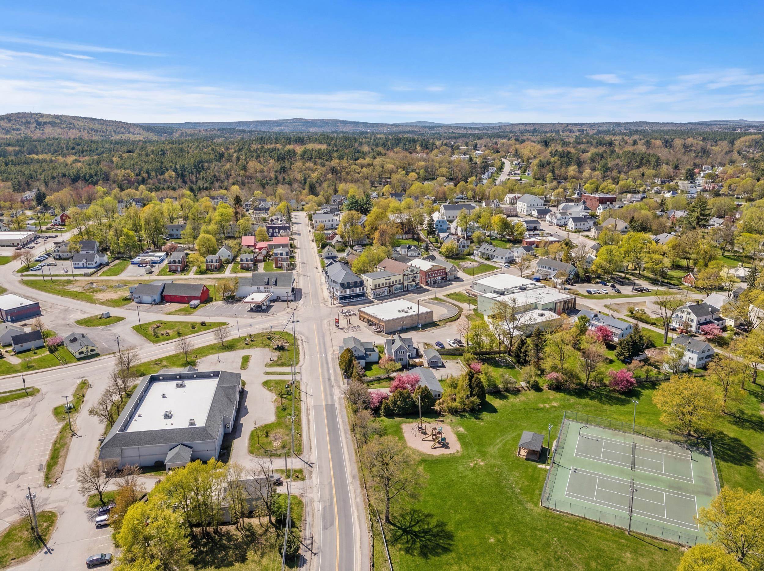 4 Depot Street Pittsfield, NH 03263 - Photo 31 of 34