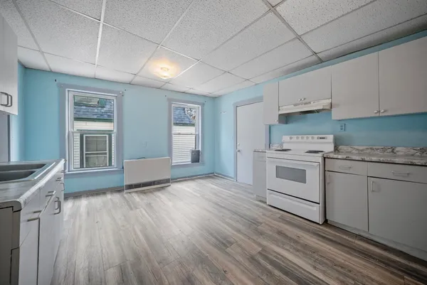 $750,000 | 4 Depot Street, Pittsfield, NH 03263