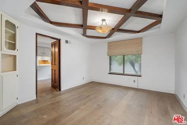 an empty room with window