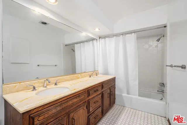 an empty room with closet