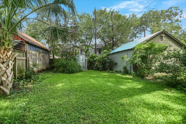 $3,700 | 4108 Avenue F, Austin, TX 78751