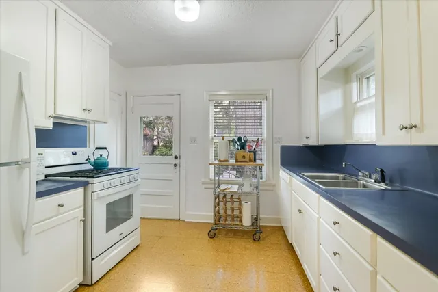 $3,700 | 4108 Avenue F, Austin, TX 78751