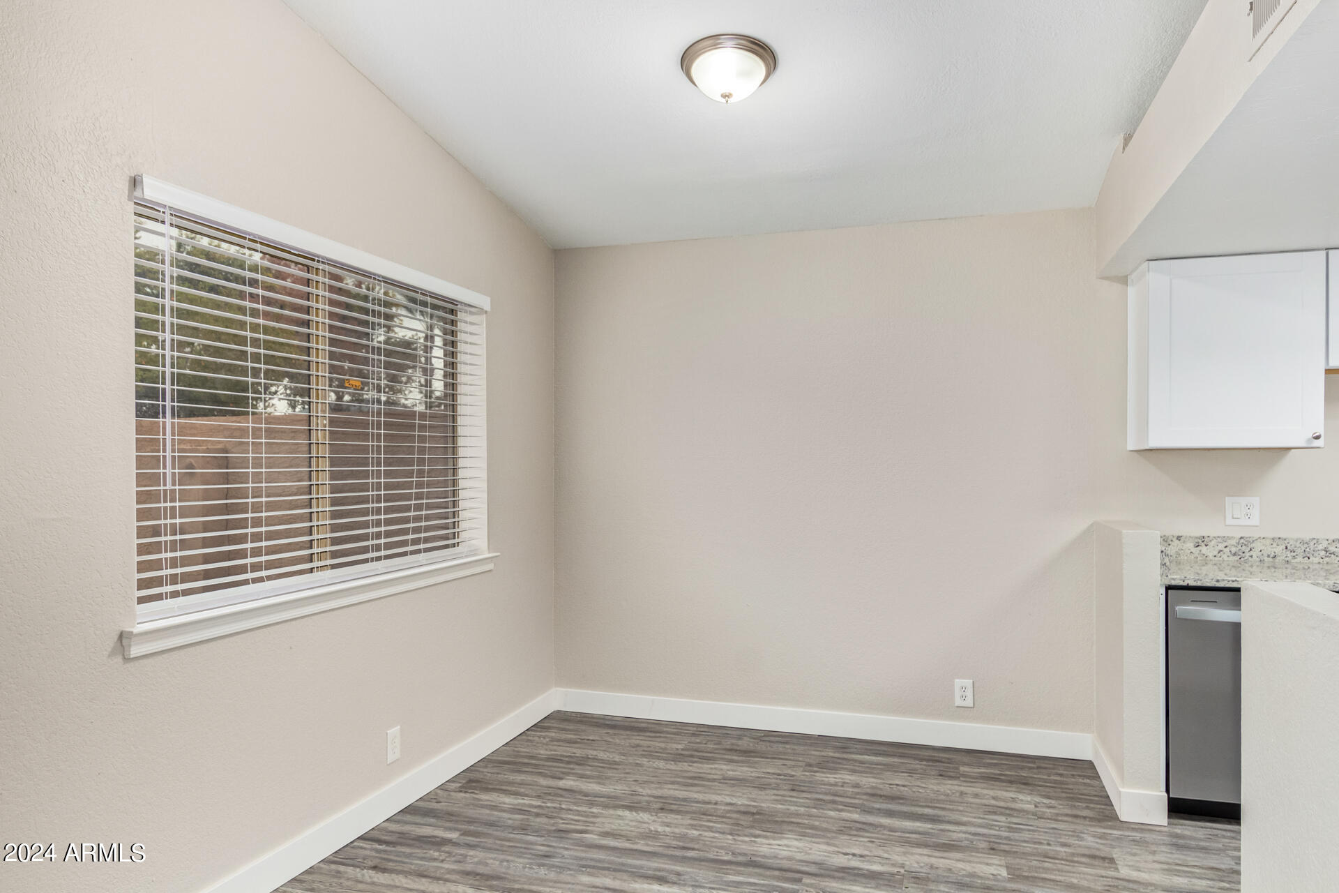 534 East Marco Polo Road Phoenix, AZ 85024 - Photo 6 of 25