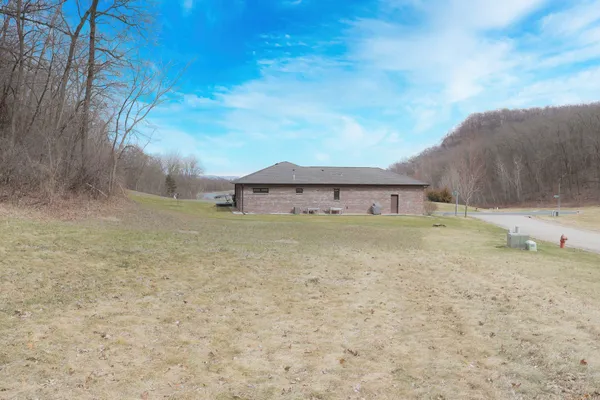 $637,500 | 2760 Oakhurst Drive, Lake City, MN 55041