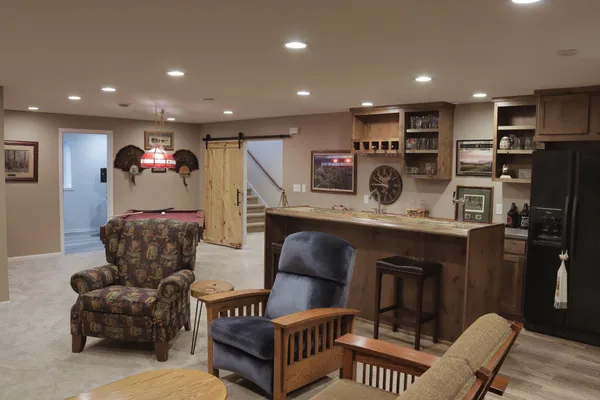 $637,500 | 2760 Oakhurst Drive, Lake City, MN 55041