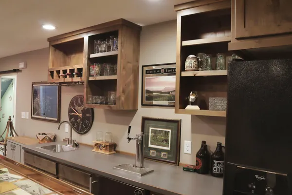 $637,500 | 2760 Oakhurst Drive, Lake City, MN 55041