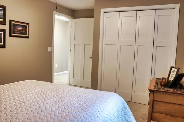 $637,500 | 2760 Oakhurst Drive, Lake City, MN 55041