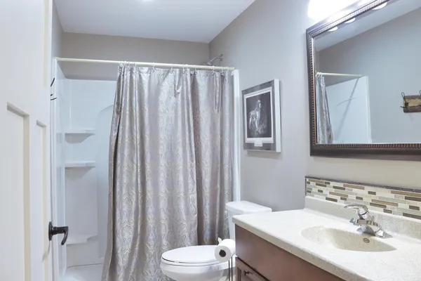 $637,500 | 2760 Oakhurst Drive, Lake City, MN 55041