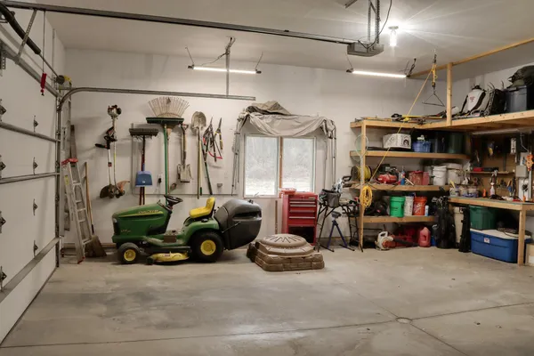 $637,500 | 2760 Oakhurst Drive, Lake City, MN 55041