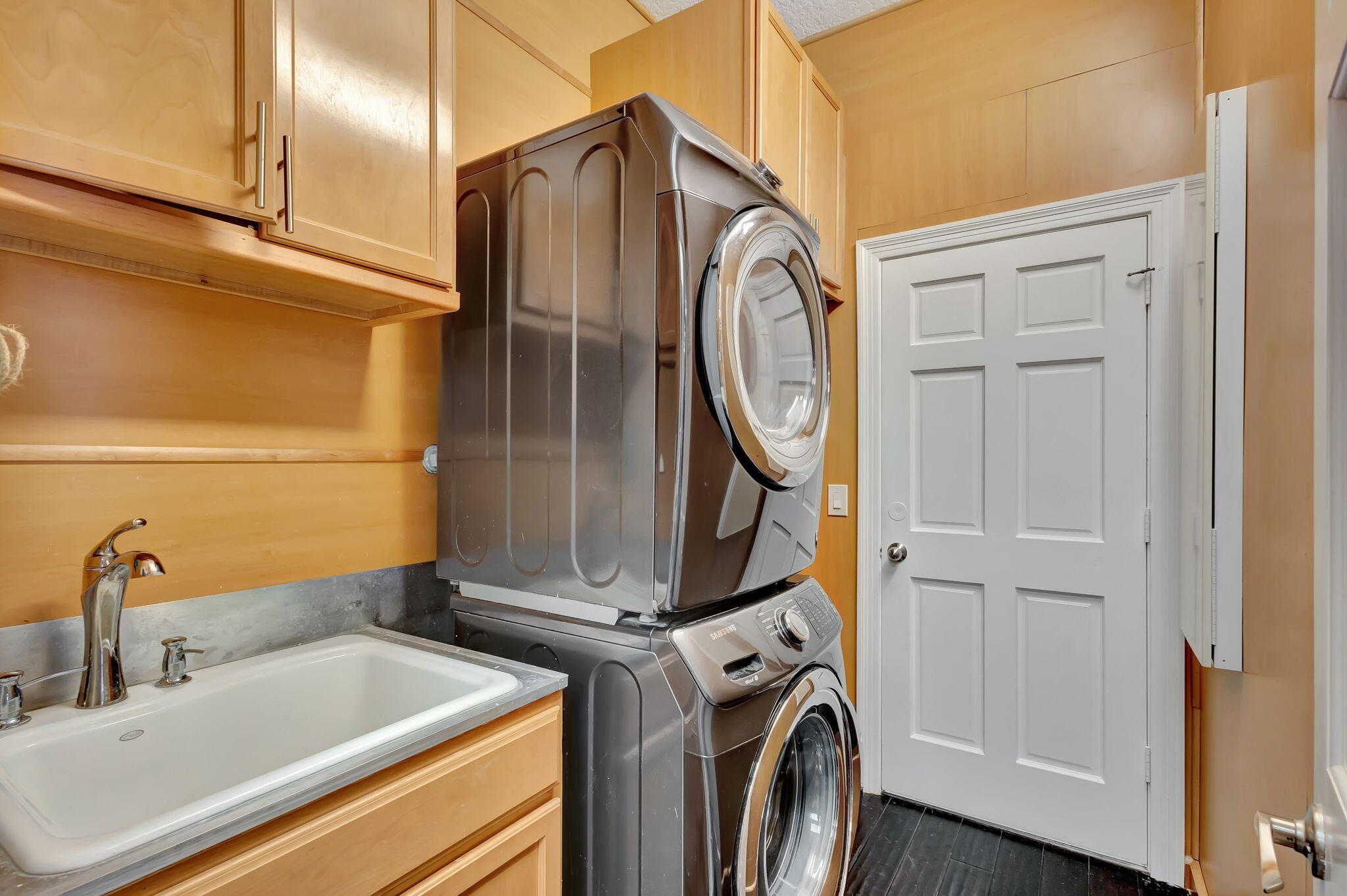 16334 Port Dickinson Drive Jupiter, FL 33477 - Photo 22 of 50 indoor laundry